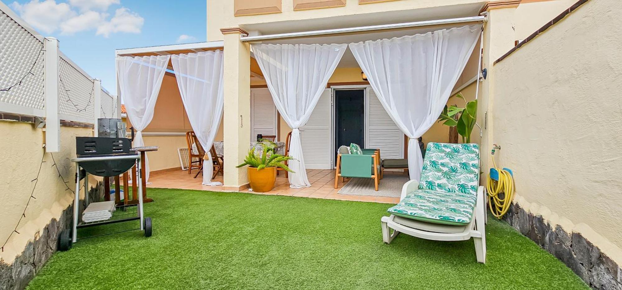 Sunny Garden 1 Bedroom Apartment Arona Плая-де-лас-Америкас Экстерьер фото